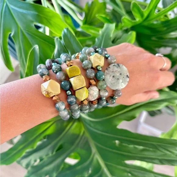 Strength in Stillness bracelet (one) - Picture 6 of 7